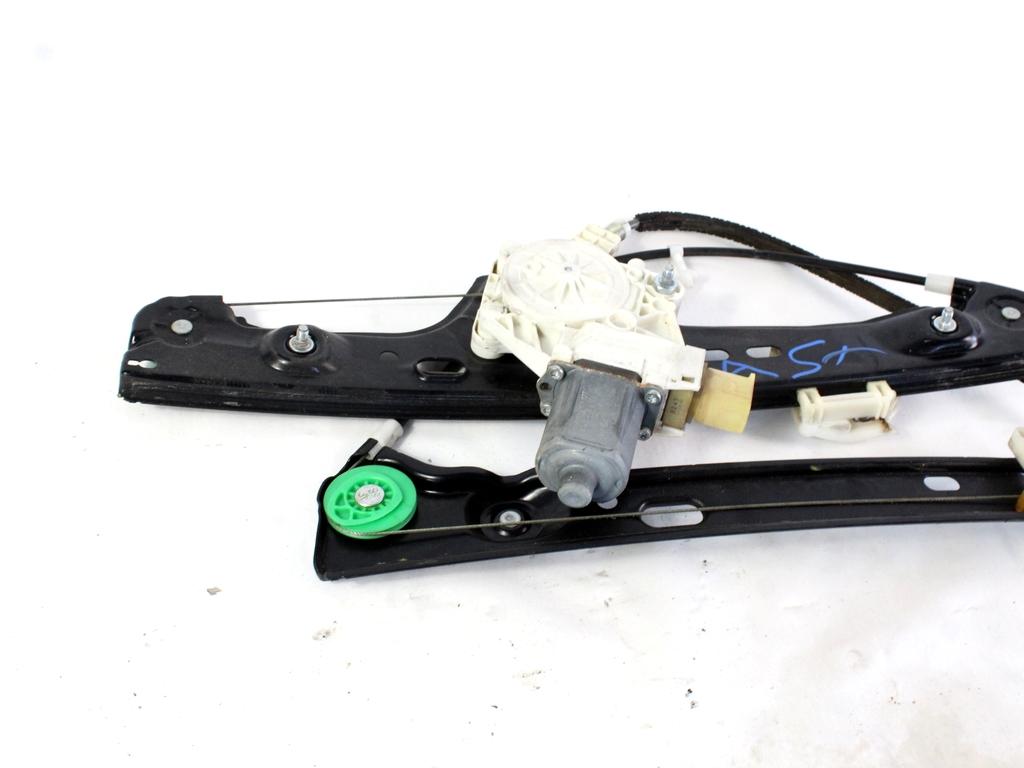 MEHANIZEM DVIGA SPREDNJIH STEKEL  OEM N. 18761 SISTEMA ALZACRISTALLO PORTA ANTERIORE ELETTR ORIGINAL REZERVNI DEL BMW SERIE 3 BER/SW/COUPE/CABRIO E90/E91/E92/E93 (2005 -2009) DIESEL LETNIK 2006