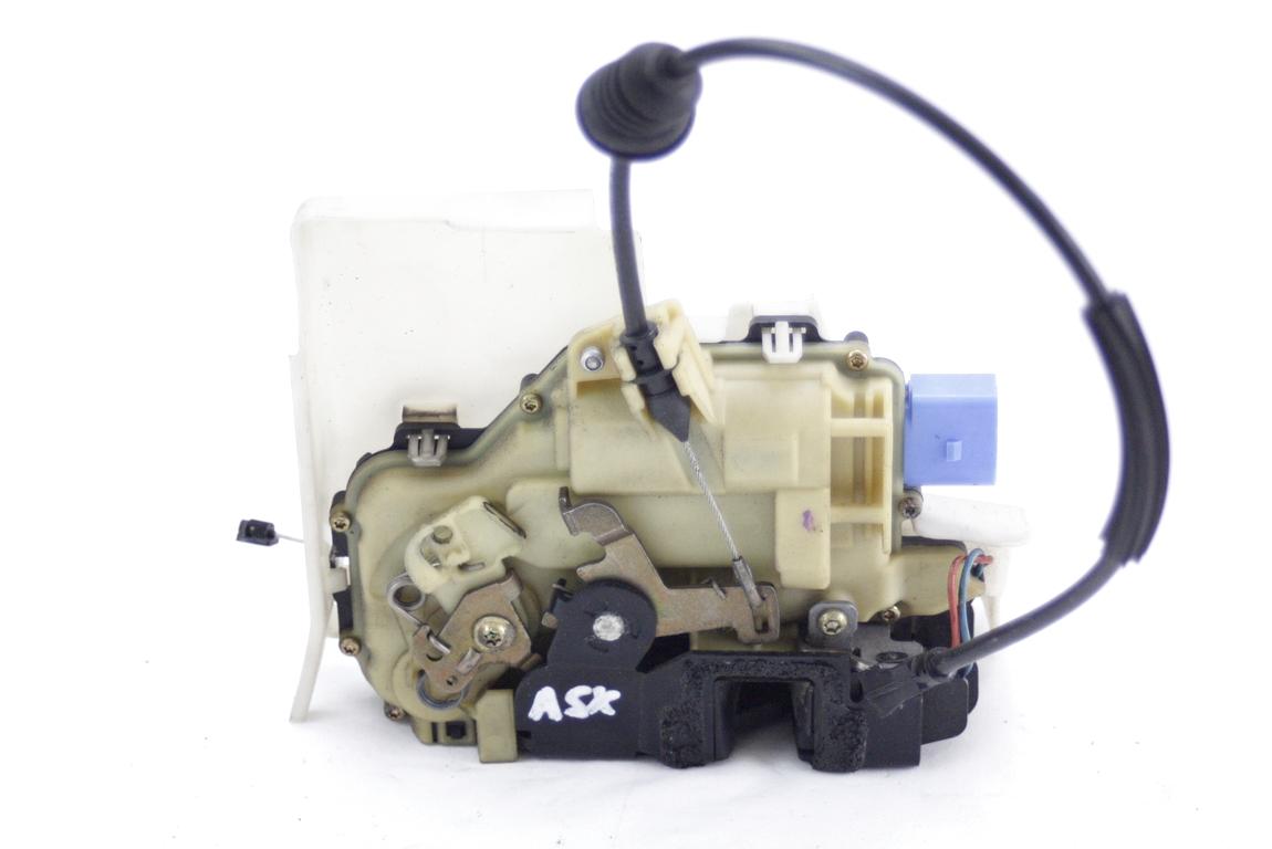 CENTRALNO ZAKLEPANJE PREDNIH LEVIH VRAT OEM N. 7E1837015A ORIGINAL REZERVNI DEL VOLKSWAGEN POLO 9N R (2005 - 10/2009) DIESEL LETNIK 2006