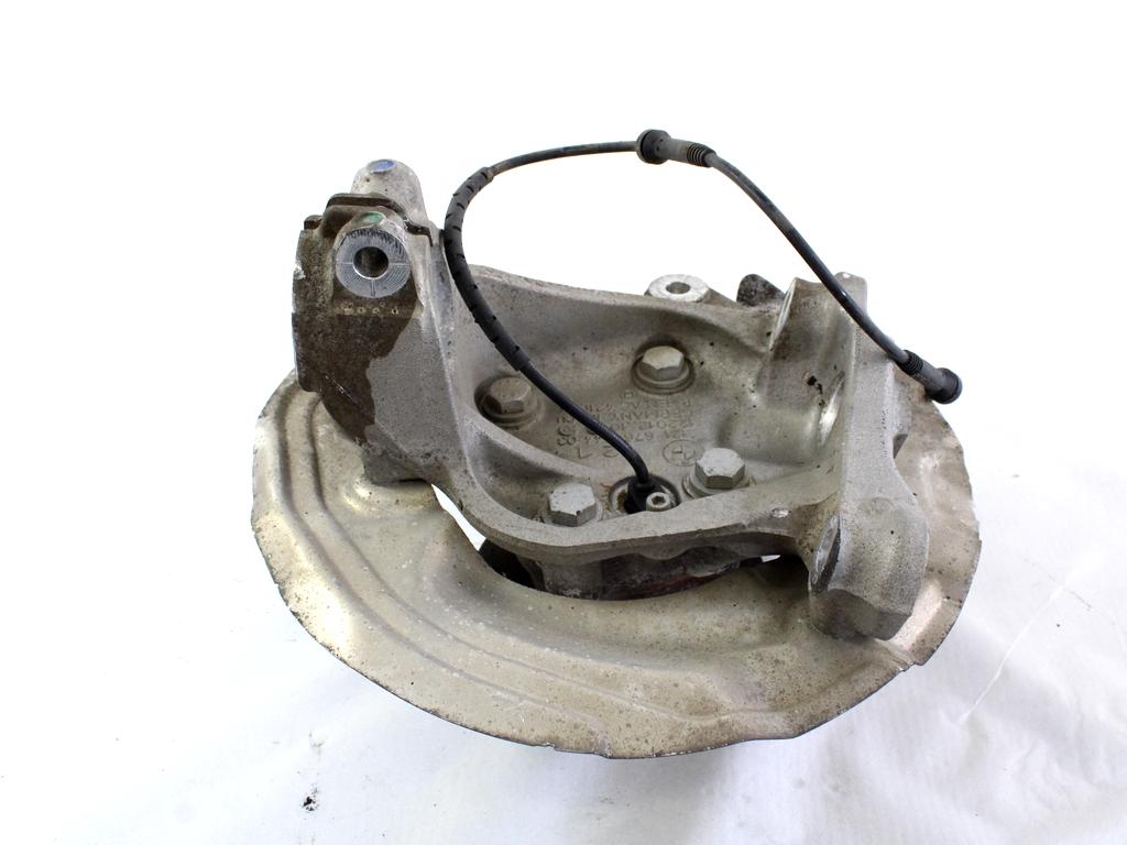 VRTLJIVI LEZAJ DESNO / PESTO KOLESA Z LEZAJEM SPREDAJ OEM N. 31216764444 ORIGINAL REZERVNI DEL BMW SERIE 3 BER/SW/COUPE/CABRIO E90/E91/E92/E93 (2005 -2009) DIESEL LETNIK 2006