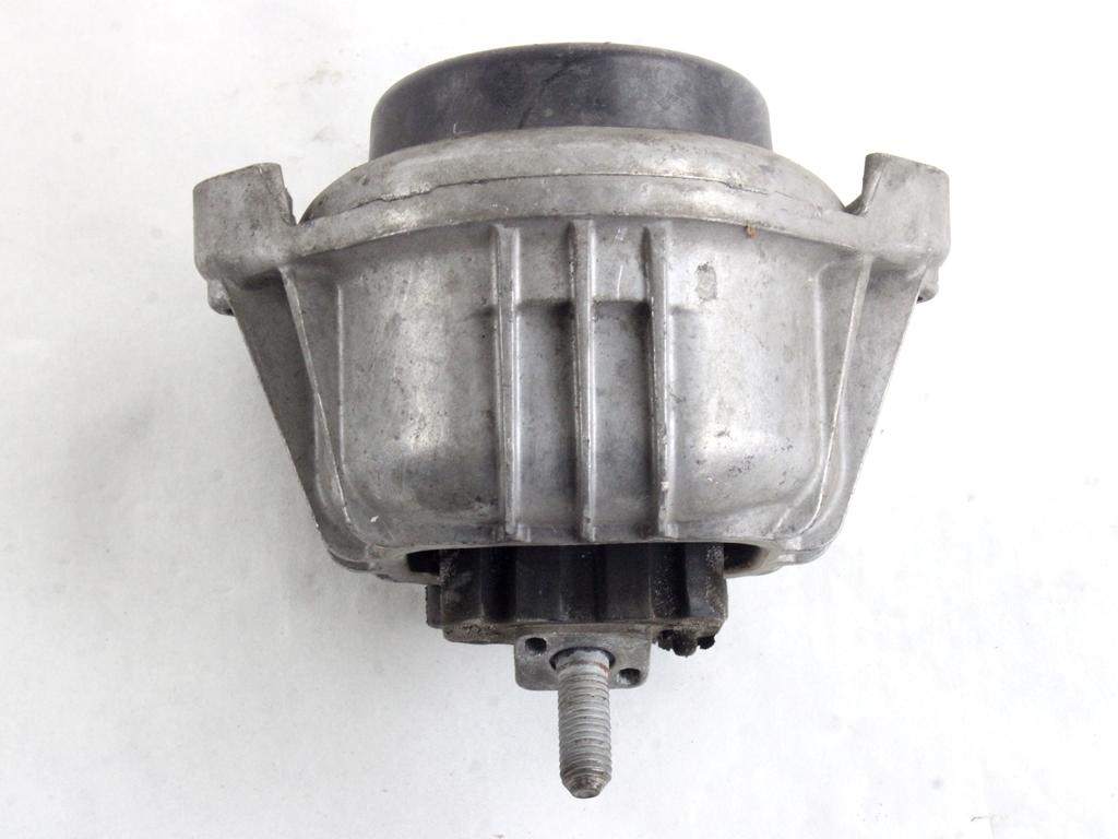 NOSILCI MOTORJA/DRUGO OEM N. 22116768800 ORIGINAL REZERVNI DEL BMW SERIE 3 BER/SW/COUPE/CABRIO E90/E91/E92/E93 (2005 -2009) DIESEL LETNIK 2007