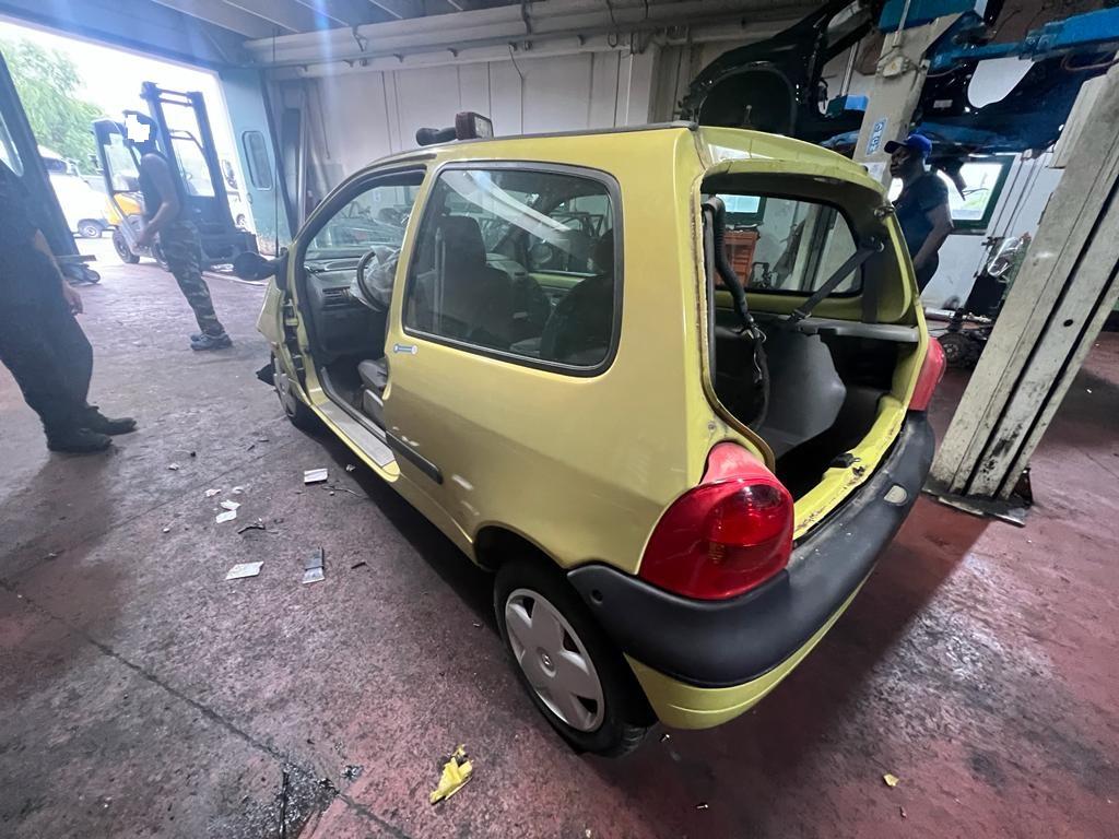 RENAULT TWINGO 1.2 B 43KW 5M 3P (1999) RICAMBI IN MAGAZZINO