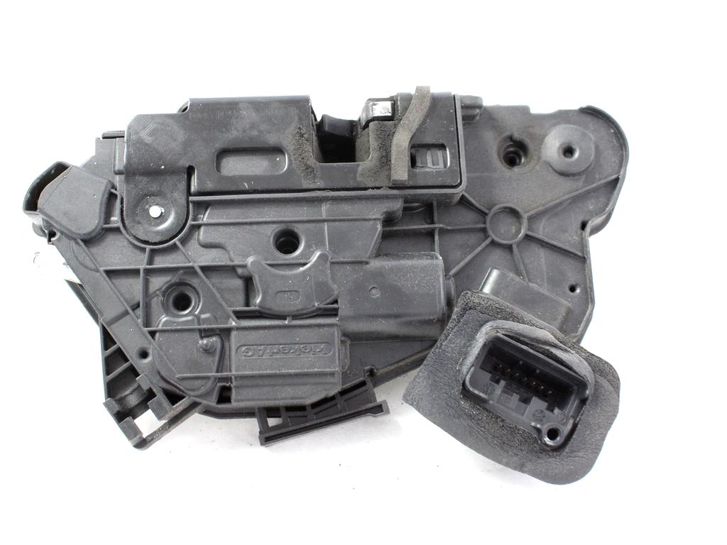 CENTRALNO ZAKLEPANJE PREDNIH LEVIH VRAT OEM N. 5K1837015E ORIGINAL REZERVNI DEL VOLKSWAGEN POLO 6R1 6C1 R (02/2014 - 2017) DIESEL LETNIK 2015