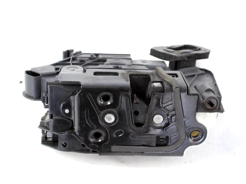 CENTRALNI ZAKLEP SPREDNJIH VRAT  OEM N. 5K1837016E ORIGINAL REZERVNI DEL VOLKSWAGEN POLO 6R1 6C1 R (02/2014 - 2017) DIESEL LETNIK 2015