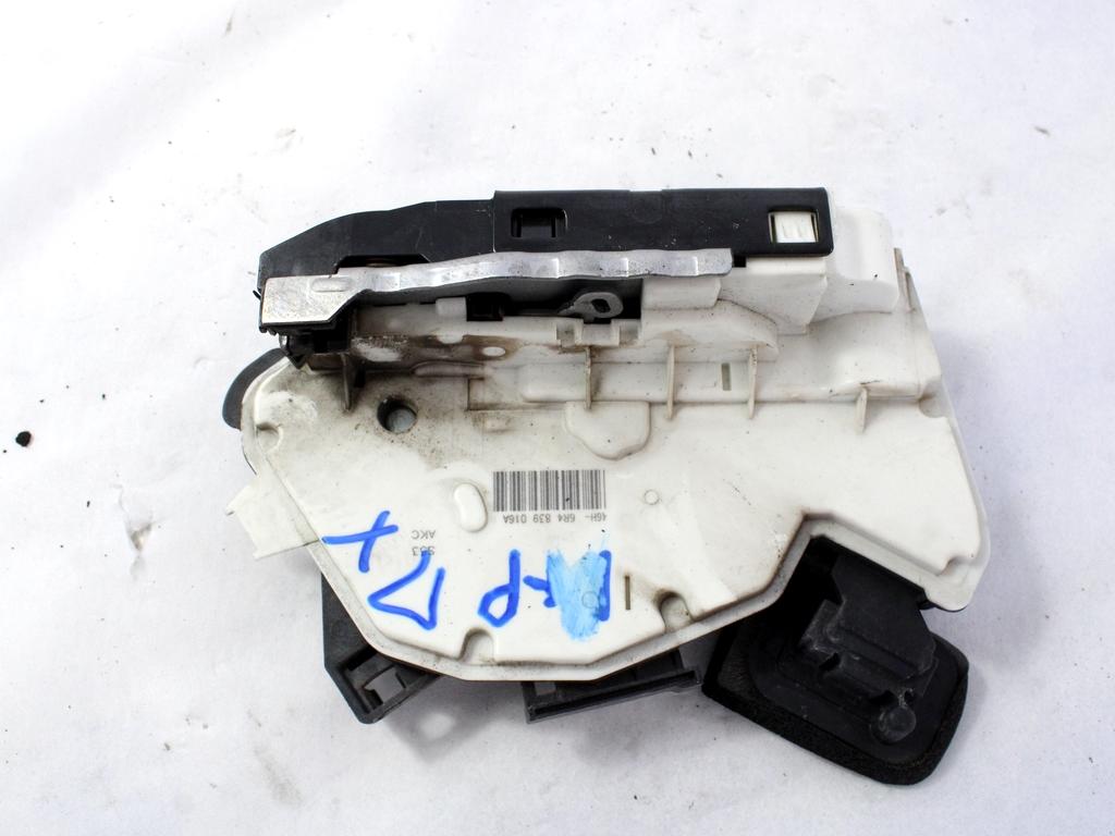 CENTRALNO ZAKLEPANJE ZADNJIH DESNIH VRAT OEM N. 6R4839016A ORIGINAL REZERVNI DEL VOLKSWAGEN POLO 6R1 6C1 R (02/2014 - 2017) DIESEL LETNIK 2015