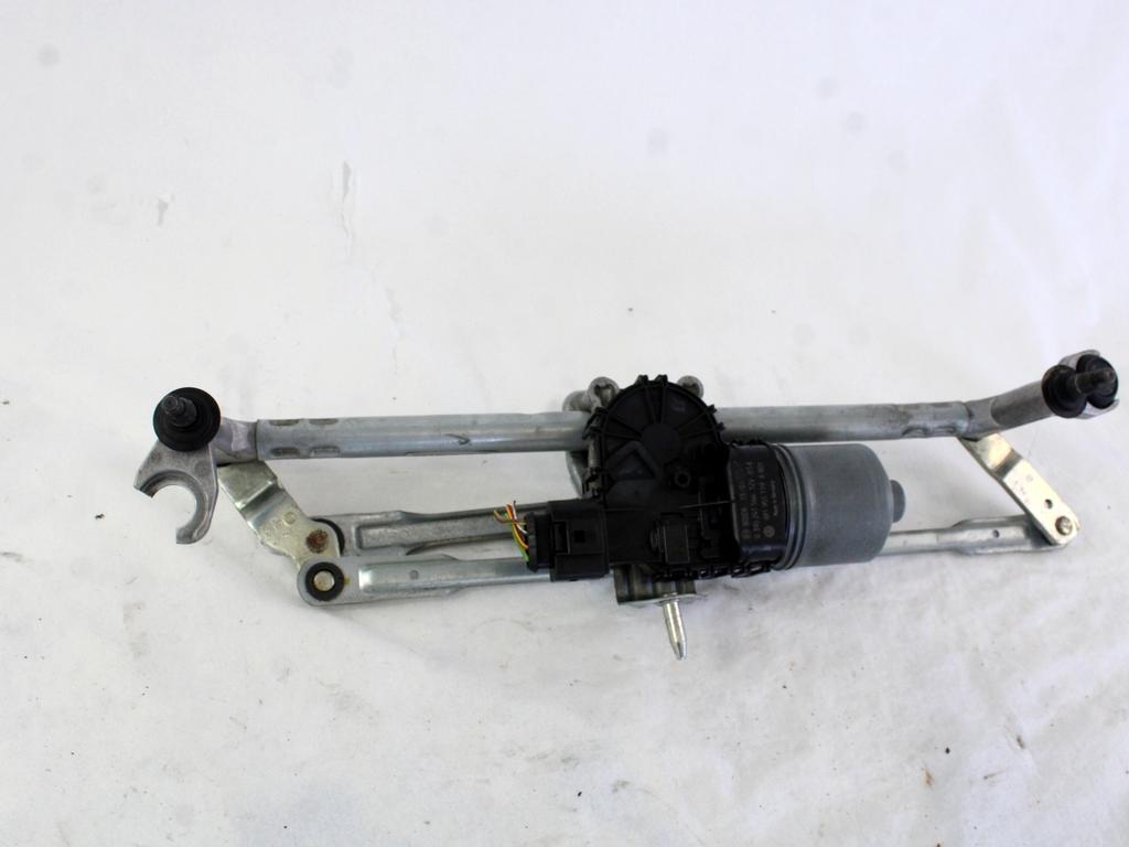 MOTORCEK PREDNJIH BRISALCEV OEM N. 6R1955119A ORIGINAL REZERVNI DEL VOLKSWAGEN POLO 6R1 6C1 R (02/2014 - 2017) DIESEL LETNIK 2015