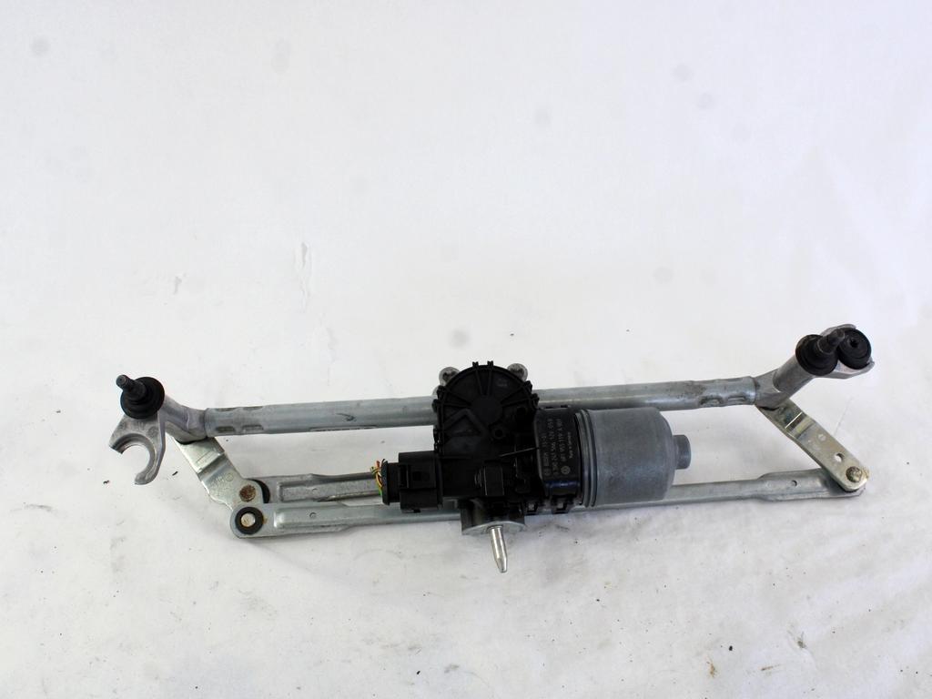 MOTORCEK PREDNJIH BRISALCEV OEM N. 6R1955119A ORIGINAL REZERVNI DEL VOLKSWAGEN POLO 6R1 6C1 R (02/2014 - 2017) DIESEL LETNIK 2015