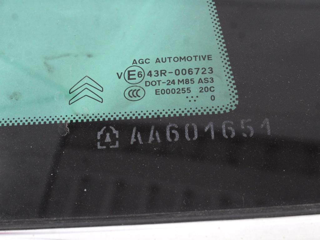 FIKSNO OKNO DESNO OEM N. 8569YF ORIGINAL REZERVNI DEL CITROEN C3 MK2 SC (2009 - 2016) BENZINA/GPL LETNIK 2010