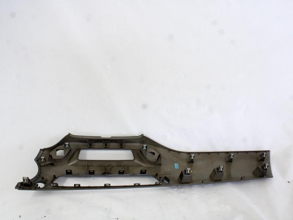 NOTRANJE OKRASNE LETVE  OEM N. 9685748677 ORIGINAL REZERVNI DEL CITROEN C3 MK2 SC (2009 - 2016) BENZINA/GPL LETNIK 2010