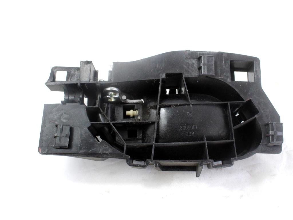 NOTRANJA KLJUKA  OEM N. 9683446877 ORIGINAL REZERVNI DEL CITROEN C3 MK2 SC (2009 - 2016) BENZINA/GPL LETNIK 2010