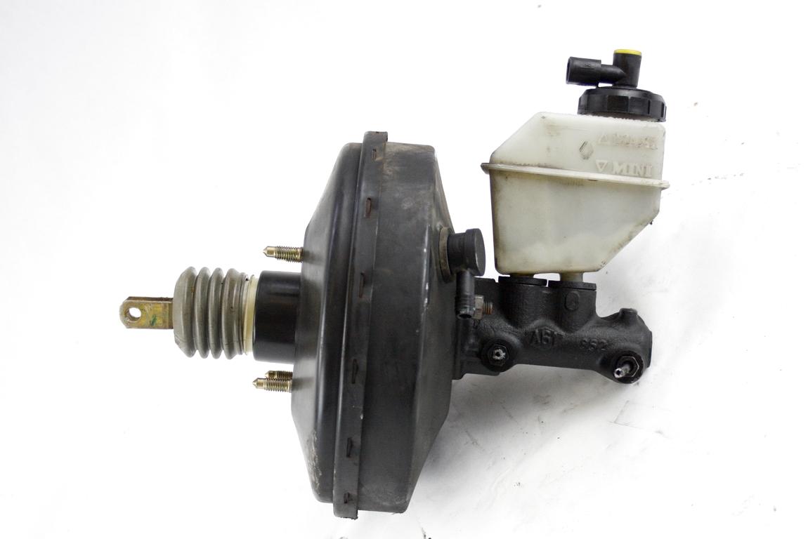 SERVO OJACEVALNIK ZAVOR S PUMPO OEM N. 7700426176 ORIGINAL REZERVNI DEL RENAULT TWINGO C06 MK1 R (09/1998 - 02/2004) BENZINA LETNIK 1999