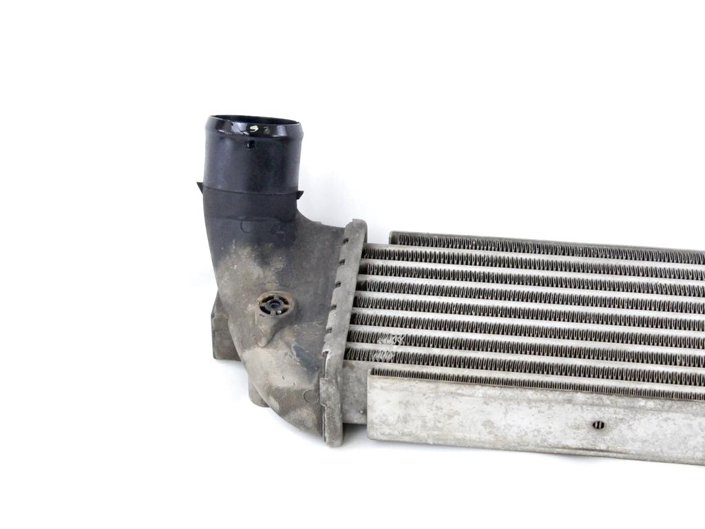 HLADILNIK INTERCOOLER OEM N. 8200322941 ORIGINAL REZERVNI DEL RENAULT KANGOO KC0/1 MK1 R (2003-2008) DIESEL LETNIK 2006