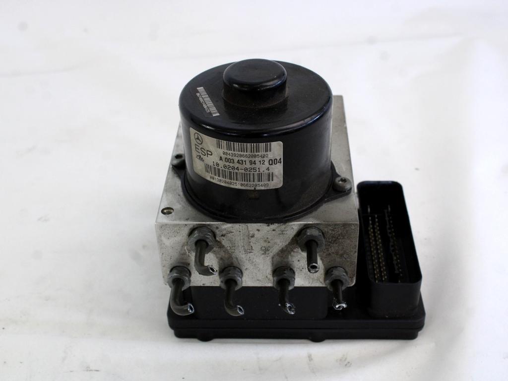 ABS AGREGAT S PUMPO OEM N. A0034319412 ORIGINAL REZERVNI DEL MERCEDES CLASSE C W203 BER/SW (2000 - 2007) DIESEL LETNIK 2002