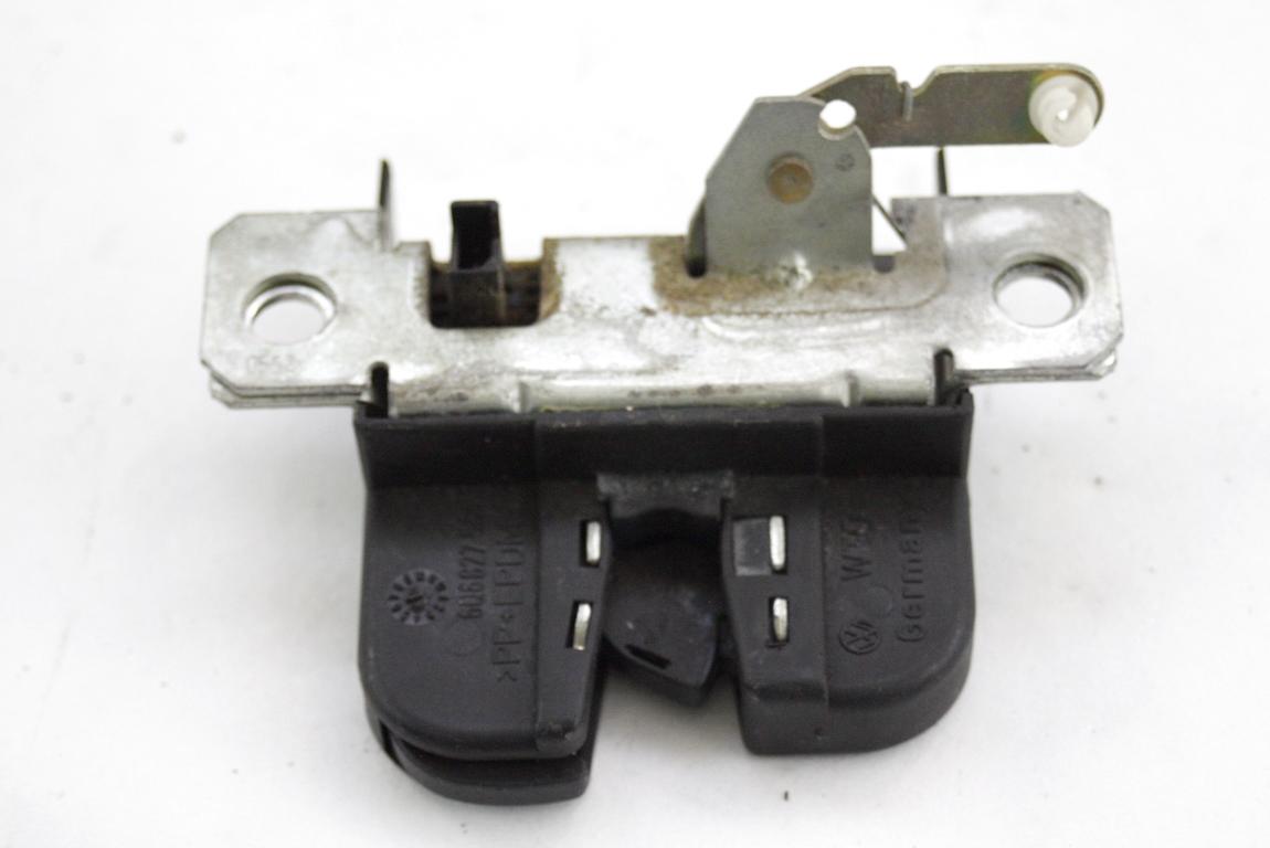 ZAKLEPANJE PRTLJA?NIH VRAT  OEM N. 6Q6827505B ORIGINAL REZERVNI DEL VOLKSWAGEN POLO 9N (10/2001 - 2005) BENZINA LETNIK 2002