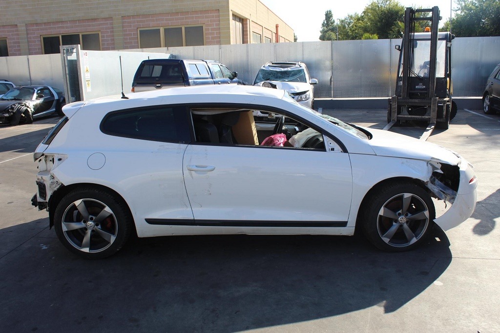 VOLKSWAGEN SCIROCCO 1.4 B 90KW 6M 3P (2009) RICAMBI IN MAGAZZINO