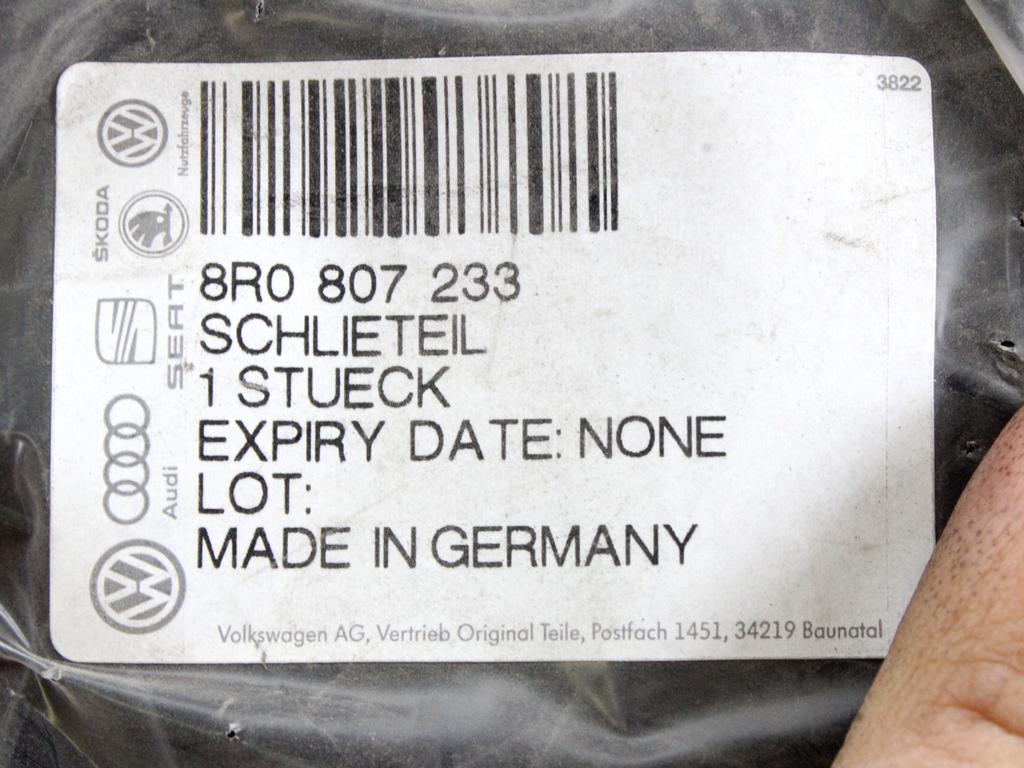 ZASCITA PODVOZJA  OEM N. 8R0807233 ORIGINAL REZERVNI DEL AUDI Q5 8R B8 (10/2008 - 06/2012)  LETNIK 2010