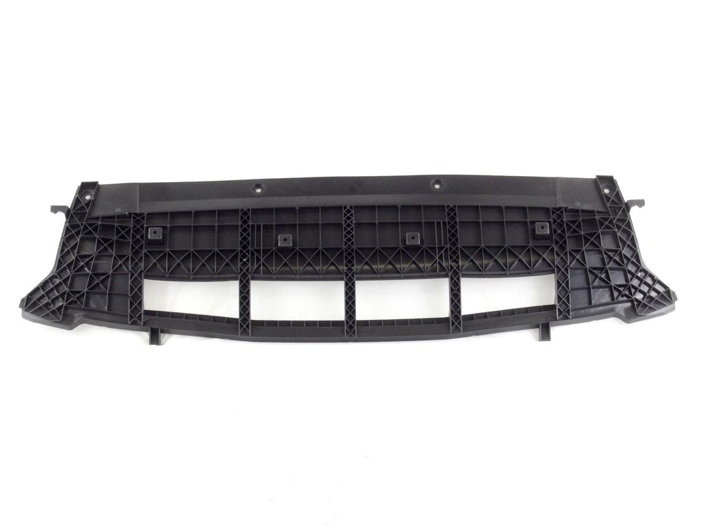 ZASCITA PODVOZJA  OEM N. 8R0807233 ORIGINAL REZERVNI DEL AUDI Q5 8R B8 (10/2008 - 06/2012)  LETNIK 2010