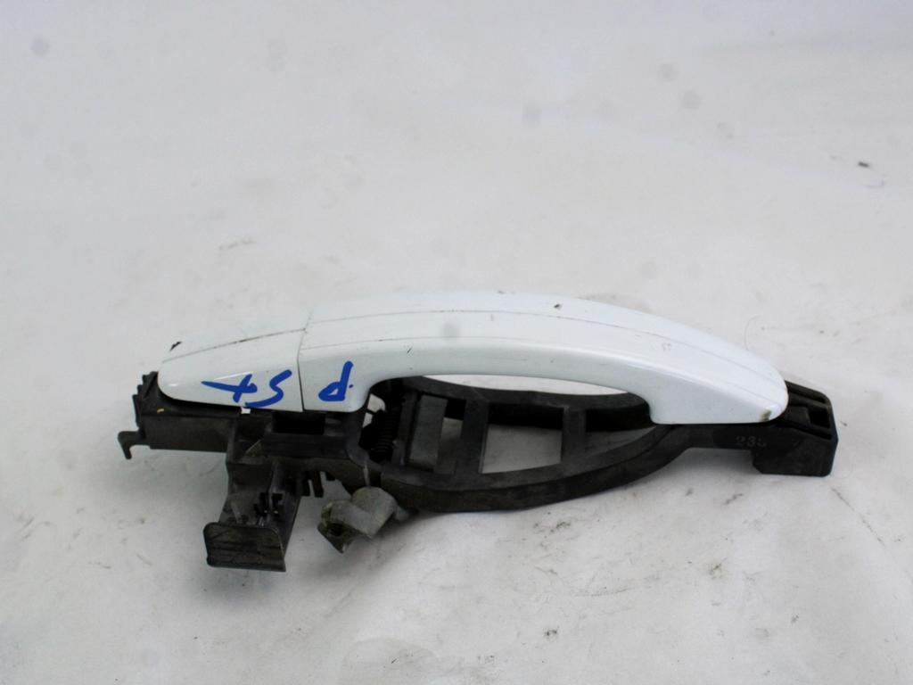 ZUNANJA KLJUKA ZADNJA LEVA VRATA OEM N. 1305822 ORIGINAL REZERVNI DEL FORD FOCUS CMAX DM2 MK1 R (04/2007 - 2010) DIESEL LETNIK 2007