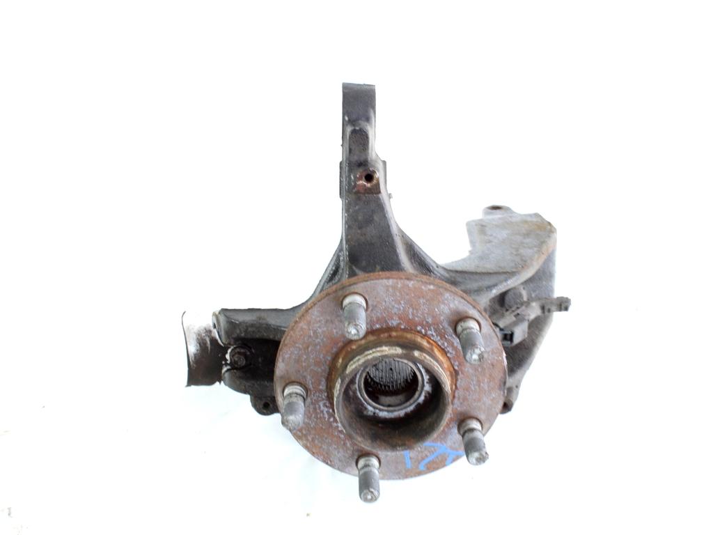 VRTLJIVI LEZAJ DESNO / PESTO KOLESA Z LEZAJEM SPREDAJ OEM N. 3M51-3K170-BH ORIGINAL REZERVNI DEL FORD FOCUS CMAX DM2 MK1 R (04/2007 - 2010) DIESEL LETNIK 2007