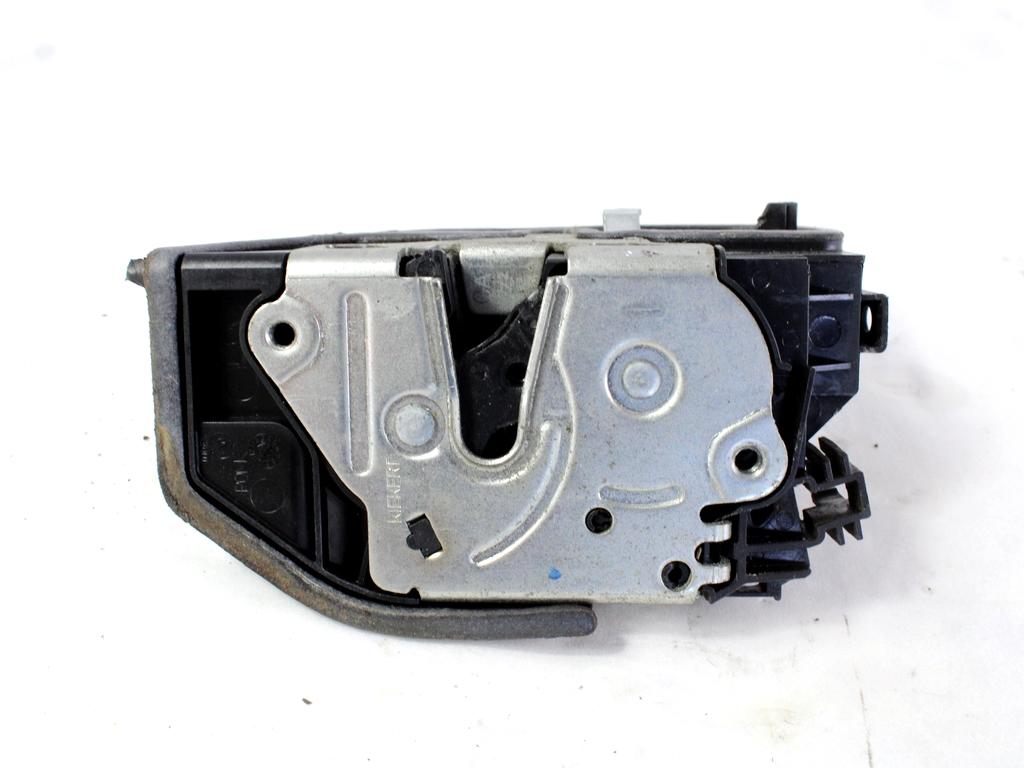 CENTRALNO ZAKLEPANJE PREDNIH LEVIH VRAT OEM N. 7202143 ORIGINAL REZERVNI DEL BMW SERIE 5 E60 E61 (2003 - 2010) DIESEL LETNIK 2008