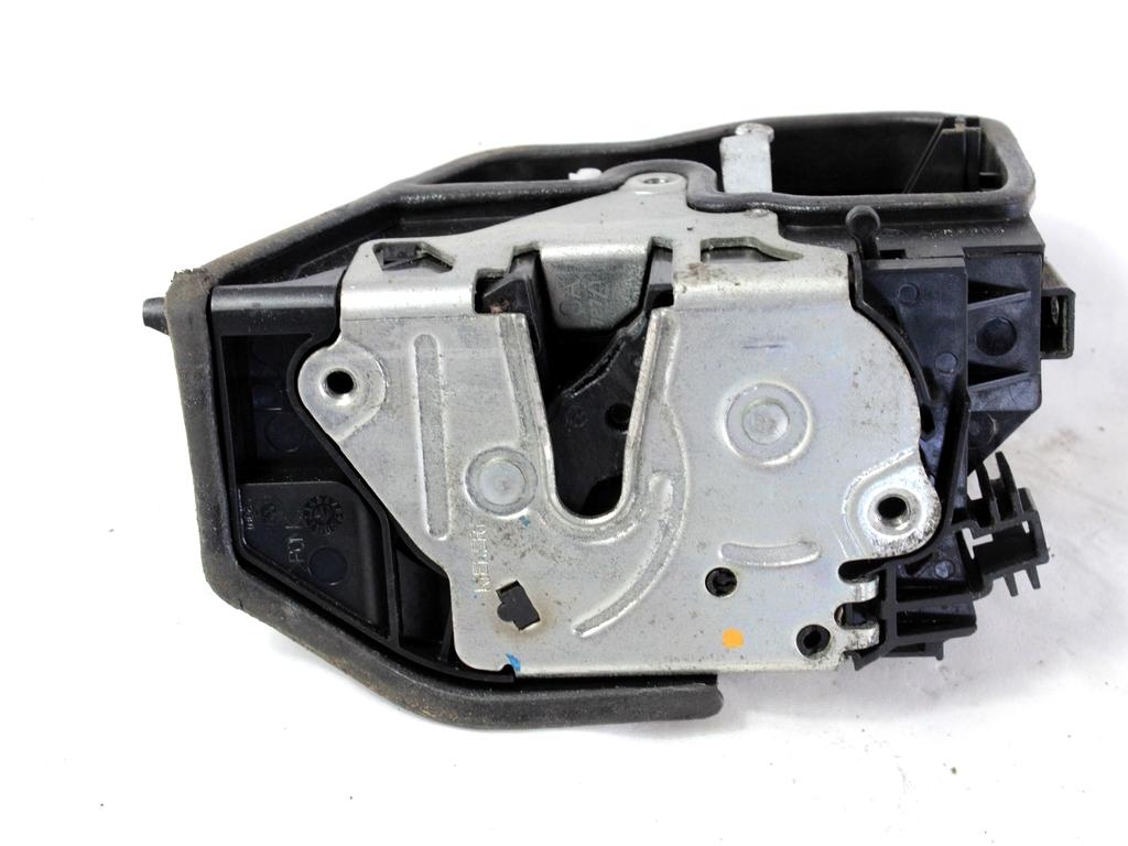 CENTRALNA KLJUCAVNICA ZADJIH LEVIH VRAT OEM N. 7202147 ORIGINAL REZERVNI DEL BMW SERIE 5 E60 E61 (2003 - 2010) DIESEL LETNIK 2008