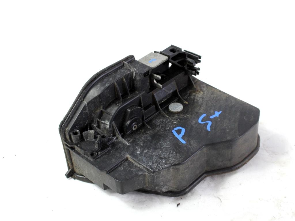 CENTRALNA KLJUCAVNICA ZADJIH LEVIH VRAT OEM N. 7202147 ORIGINAL REZERVNI DEL BMW SERIE 5 E60 E61 (2003 - 2010) DIESEL LETNIK 2008