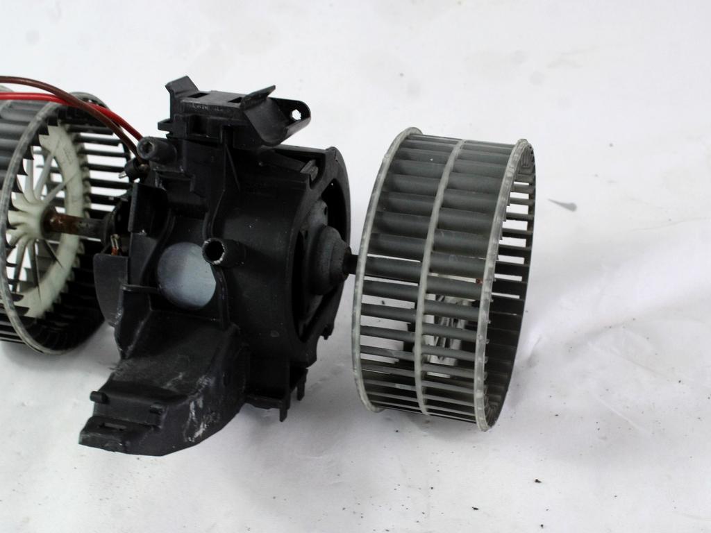 VENTILATOR  KABINE  OEM N. 64116933910 ORIGINAL REZERVNI DEL BMW SERIE 5 E60 E61 (2003 - 2010) DIESEL LETNIK 2008