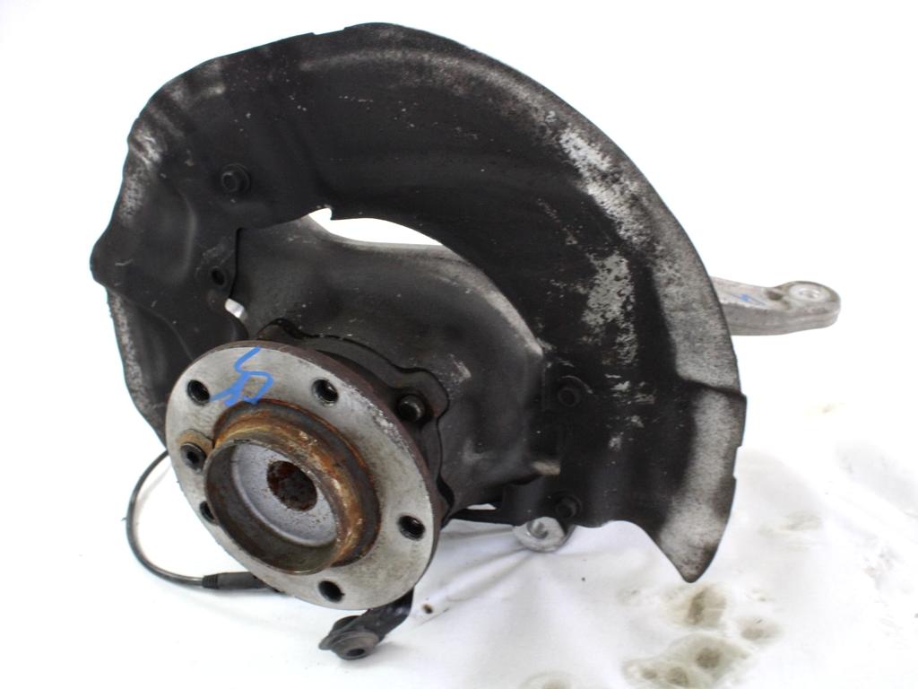 LEVI VRTLJIVI LEZAJ / PESTO KOLESA Z LEZAJEM SPREDAJ OEM N. 6760953 ORIGINAL REZERVNI DEL BMW SERIE 5 E60 E61 (2003 - 2010) DIESEL LETNIK 2008