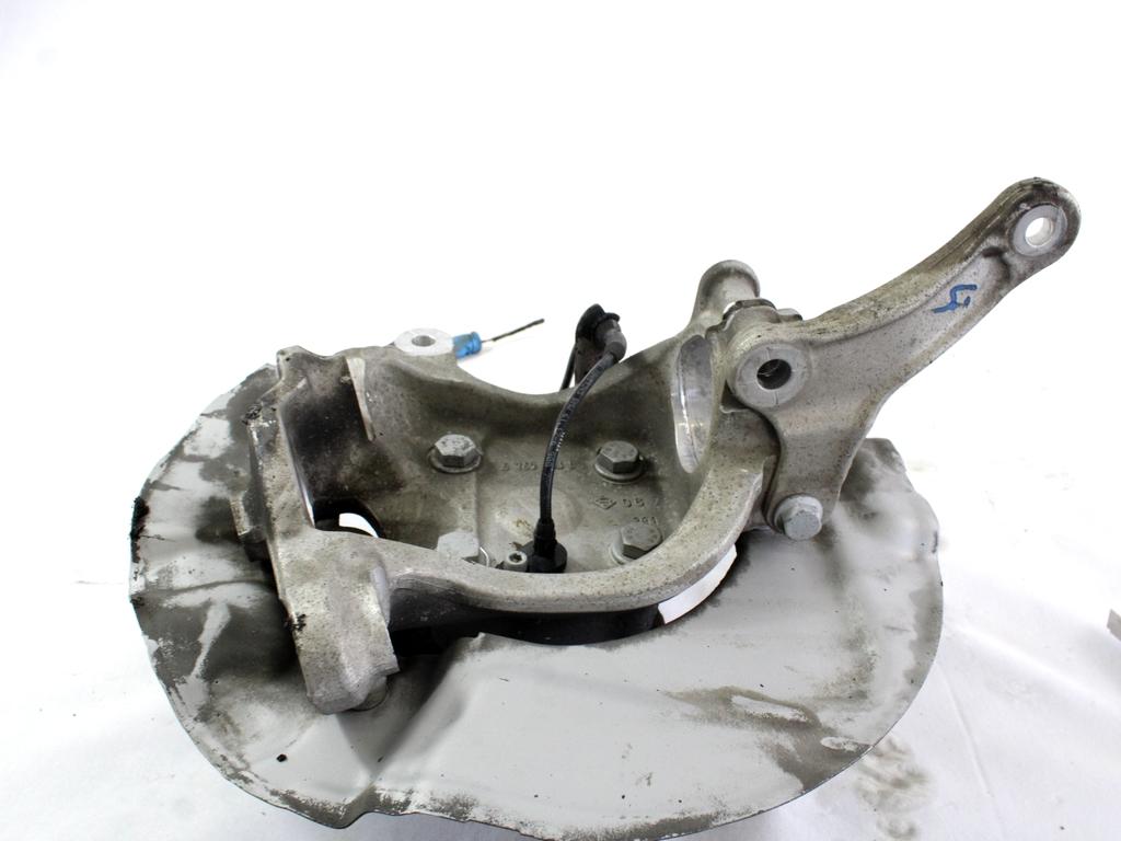 LEVI VRTLJIVI LEZAJ / PESTO KOLESA Z LEZAJEM SPREDAJ OEM N. 6760953 ORIGINAL REZERVNI DEL BMW SERIE 5 E60 E61 (2003 - 2010) DIESEL LETNIK 2008