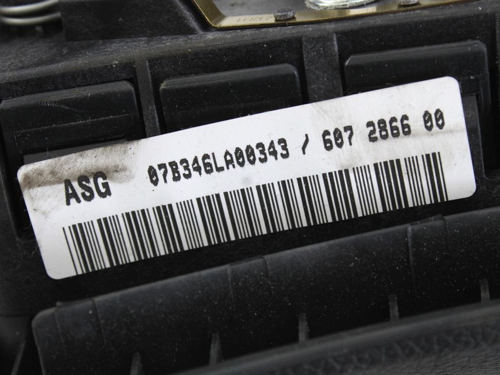 KIT AIRBAG KOMPLET OEM N. 22661 KIT AIRBAG COMPLETO ORIGINAL REZERVNI DEL BMW SERIE 5 E60 E61 (2003 - 2010) DIESEL LETNIK 2008