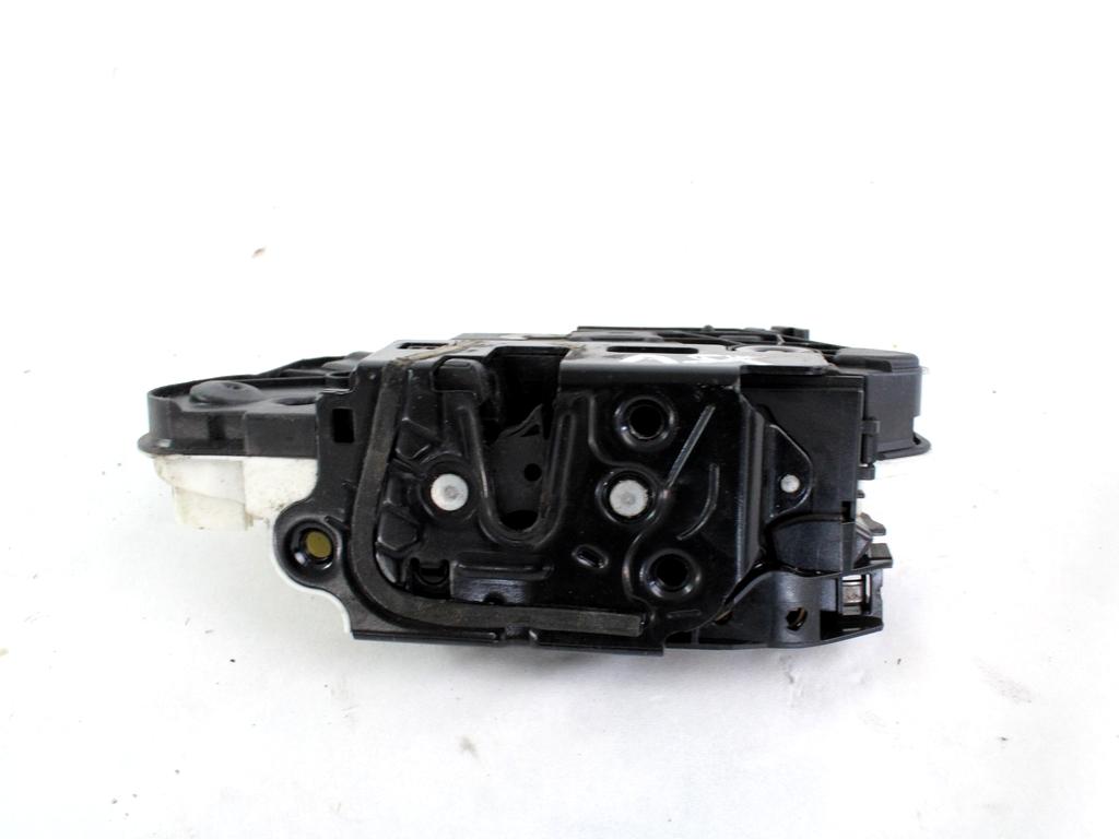 CENTRALNO ZAKLEPANJE PREDNIH LEVIH VRAT OEM N. 5N1837015A ORIGINAL REZERVNI DEL VOLKSWAGEN SCIROCCO 137 138 MK3 (10/2008 - 06-2014)BENZINA LETNIK 2009