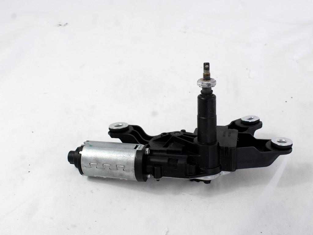 MOTORCEK ZADNJEGA BRISALCA OEM N. 1K8955711 ORIGINAL REZERVNI DEL VOLKSWAGEN SCIROCCO 137 138 MK3 (10/2008 - 06-2014)BENZINA LETNIK 2009