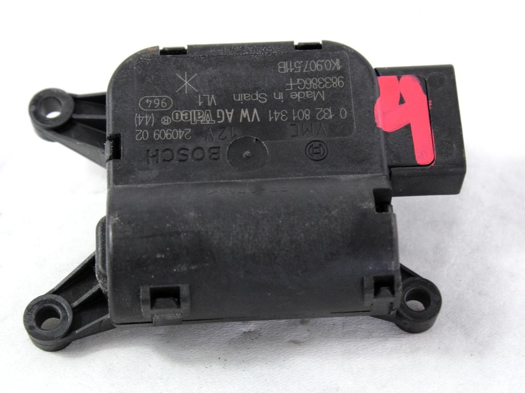 MOTORCEK OGREVANJA OEM N. 1K0907511B ORIGINAL REZERVNI DEL VOLKSWAGEN SCIROCCO 137 138 MK3 (10/2008 - 06-2014)BENZINA LETNIK 2009