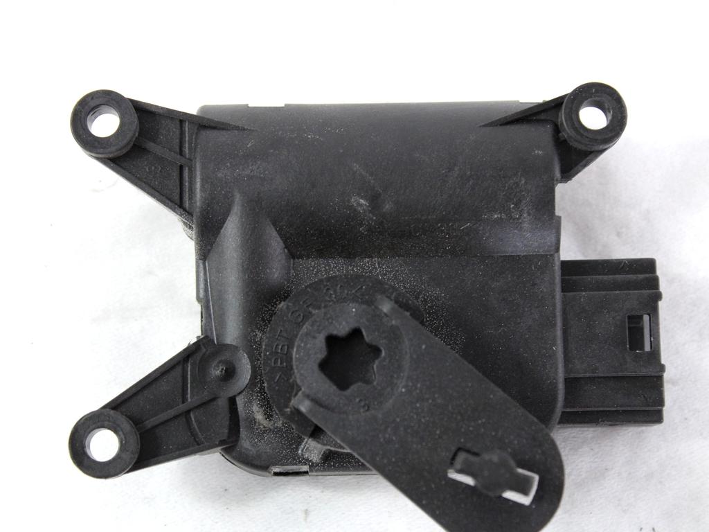 MOTORCEK OGREVANJA OEM N. 1K0907511B ORIGINAL REZERVNI DEL VOLKSWAGEN SCIROCCO 137 138 MK3 (10/2008 - 06-2014)BENZINA LETNIK 2009