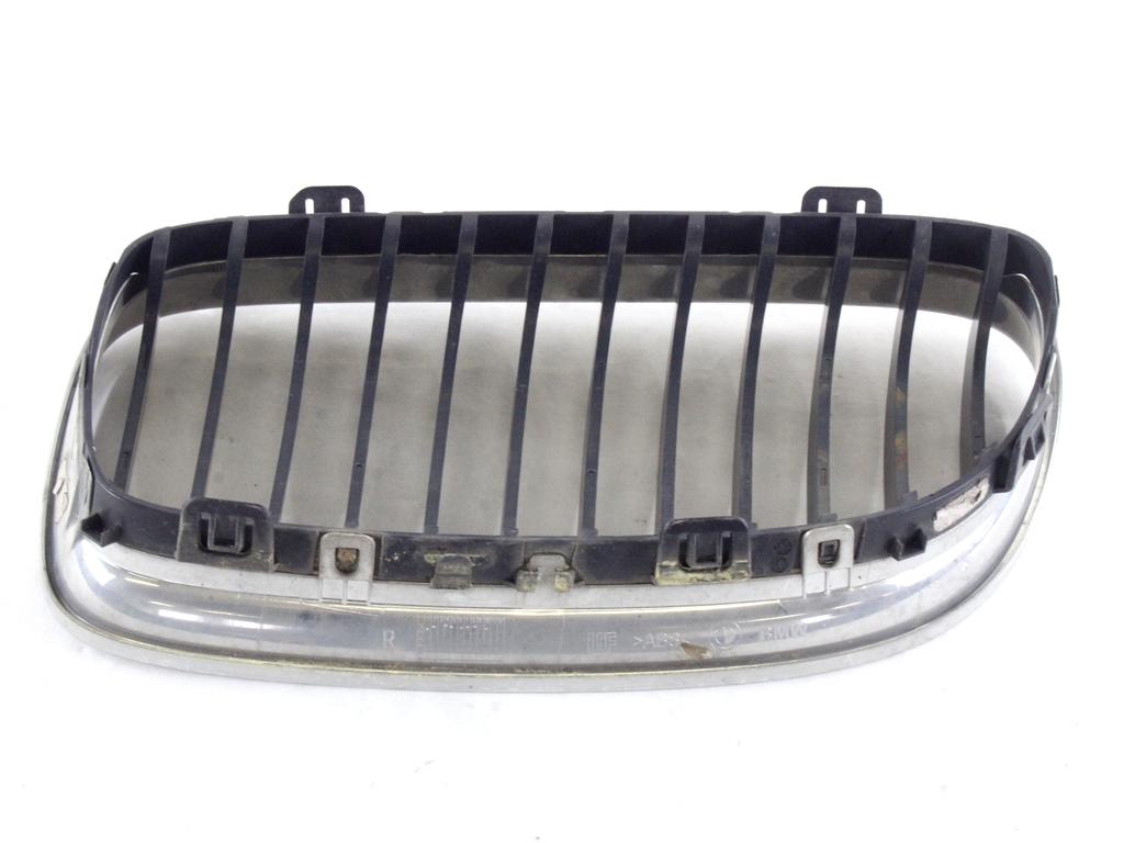 SPREDNJE OKRASNE MASKE OEM N. 51137201970 ORIGINAL REZERVNI DEL BMW SERIE 3 BER/SW/COUPE/CABRIO E90/E91/E92/E93 LCI R (2009 - 2012) DIESEL LETNIK 2009