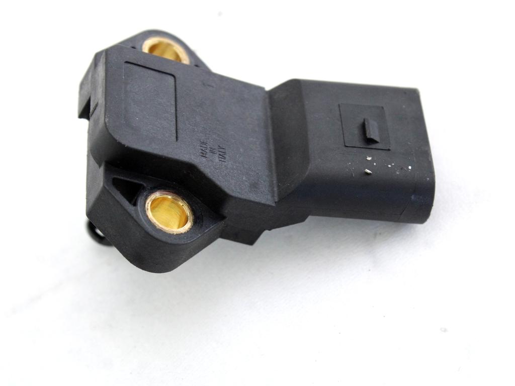 TLAK IZPUSNIH PLINOV SENZORJA OEM N. 03G906051D ORIGINAL REZERVNI DEL VOLKSWAGEN SCIROCCO 137 138 MK3 (10/2008 - 06-2014)BENZINA LETNIK 2009