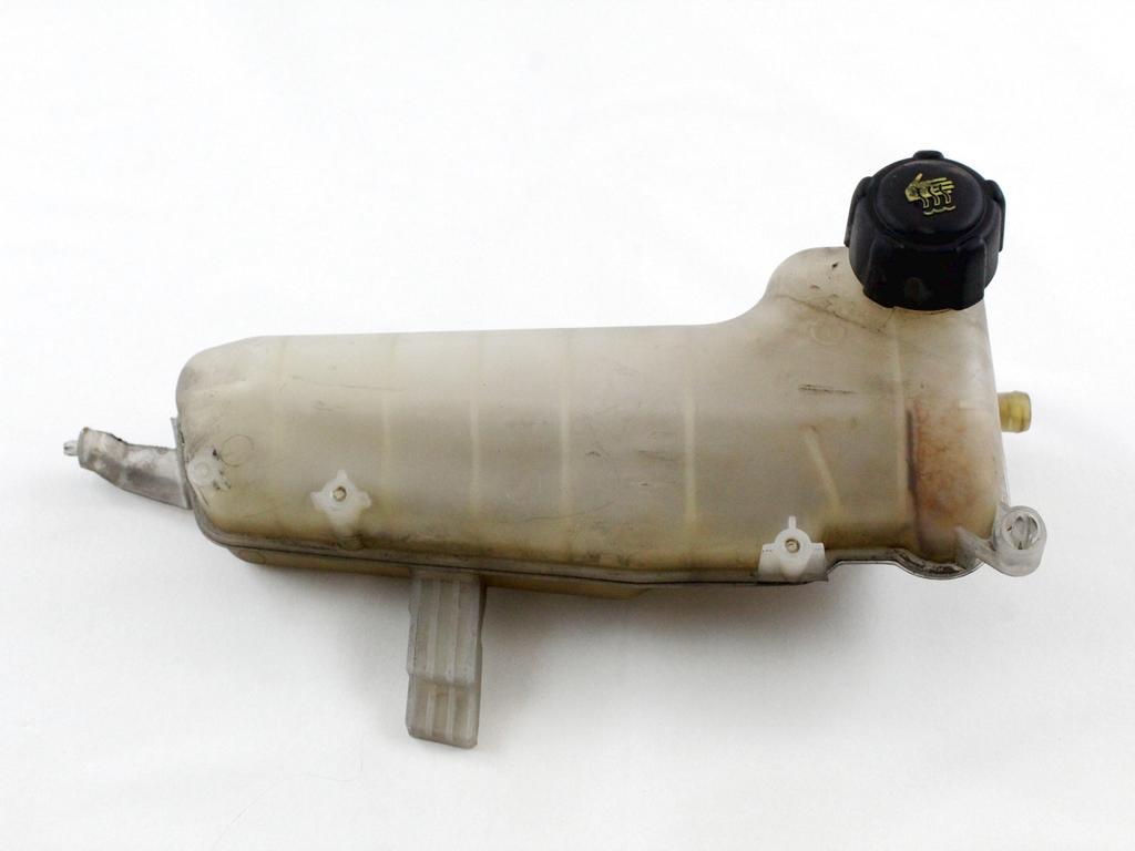 HLADILNA VODA ZA RADIJATORJE OEM N. 7700427953 ORIGINAL REZERVNI DEL RENAULT CLIO BB CB MK2 R / CLIO STORIA (05/2001 - 2012) BENZINA LETNIK 2002