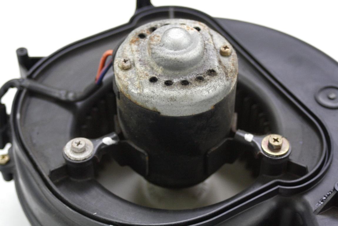 VENTILATOR  KABINE  OEM N. JLM20189 ORIGINAL REZERVNI DEL JAGUAR XJ X308 ( 09/1997- 2003)BENZINA LETNIK 1998