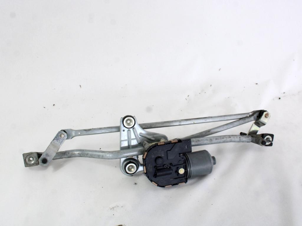 MOTORCEK PREDNJIH BRISALCEV OEM N. 31333454 ORIGINAL REZERVNI DEL VOLVO XC60 156 (2008 - 2013)DIESEL LETNIK 2012