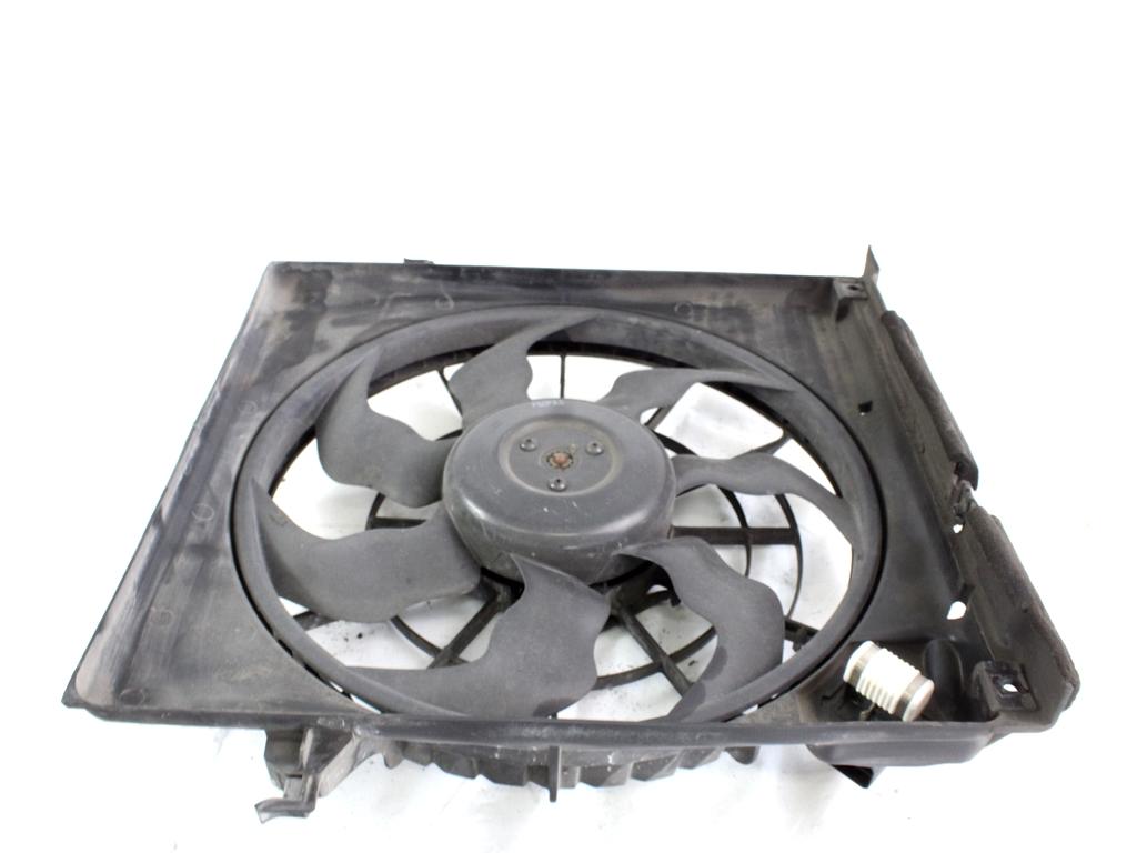 VENTILATOR HLADILNIKA OEM N. 253802H600 ORIGINAL REZERVNI DEL HYUNDAI I30 FD MK1 (2007 - 2011)DIESEL LETNIK 2011