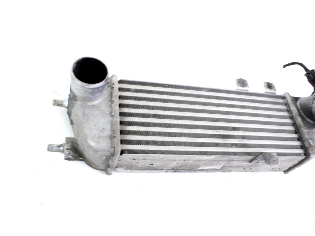 HLADILNIK INTERCOOLER OEM N. 28271-2A610 ORIGINAL REZERVNI DEL HYUNDAI I30 FD MK1 (2007 - 2011)DIESEL LETNIK 2011