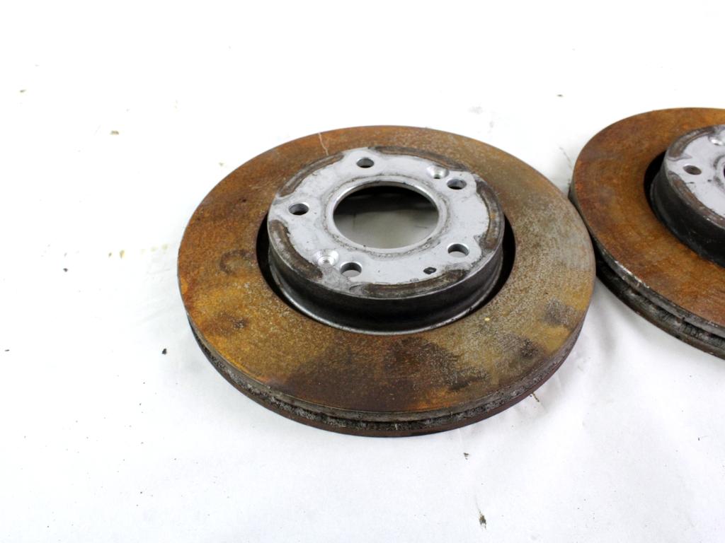 SPREDNJI ZAVORNI DISKI OEM N. 517122L500 ORIGINAL REZERVNI DEL HYUNDAI I30 FD MK1 (2007 - 2011)DIESEL LETNIK 2011