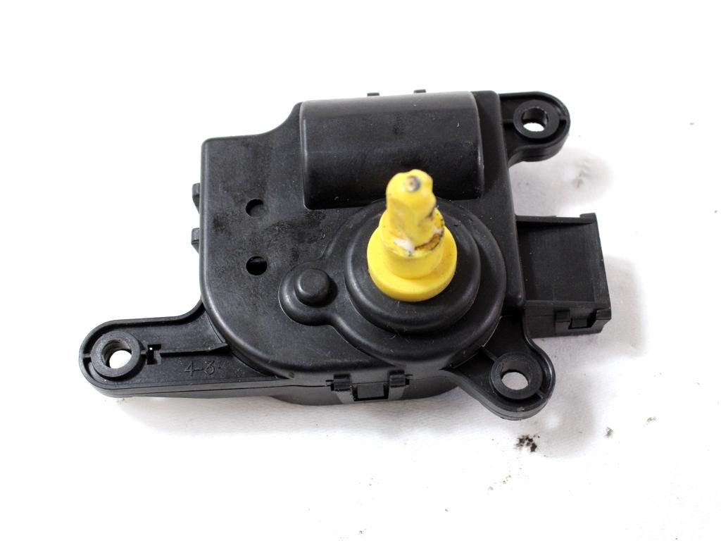 MOTORCEK OGREVANJA OEM N. D332-AG7AA ORIGINAL REZERVNI DEL HYUNDAI I30 FD MK1 (2007 - 2011)DIESEL LETNIK 2011