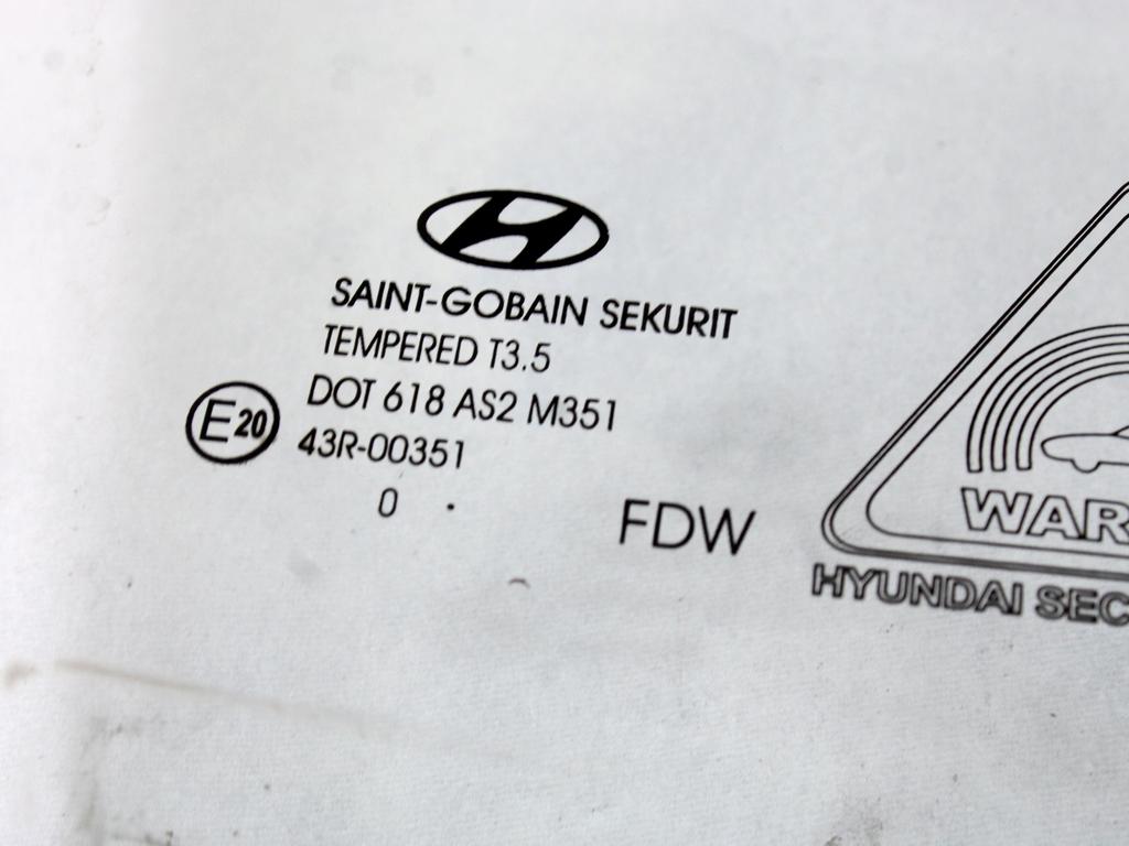 STEKLO SPREDNJIH DESNIH VRAT OEM N. 824212L010 ORIGINAL REZERVNI DEL HYUNDAI I30 FD MK1 (2007 - 2011)DIESEL LETNIK 2011