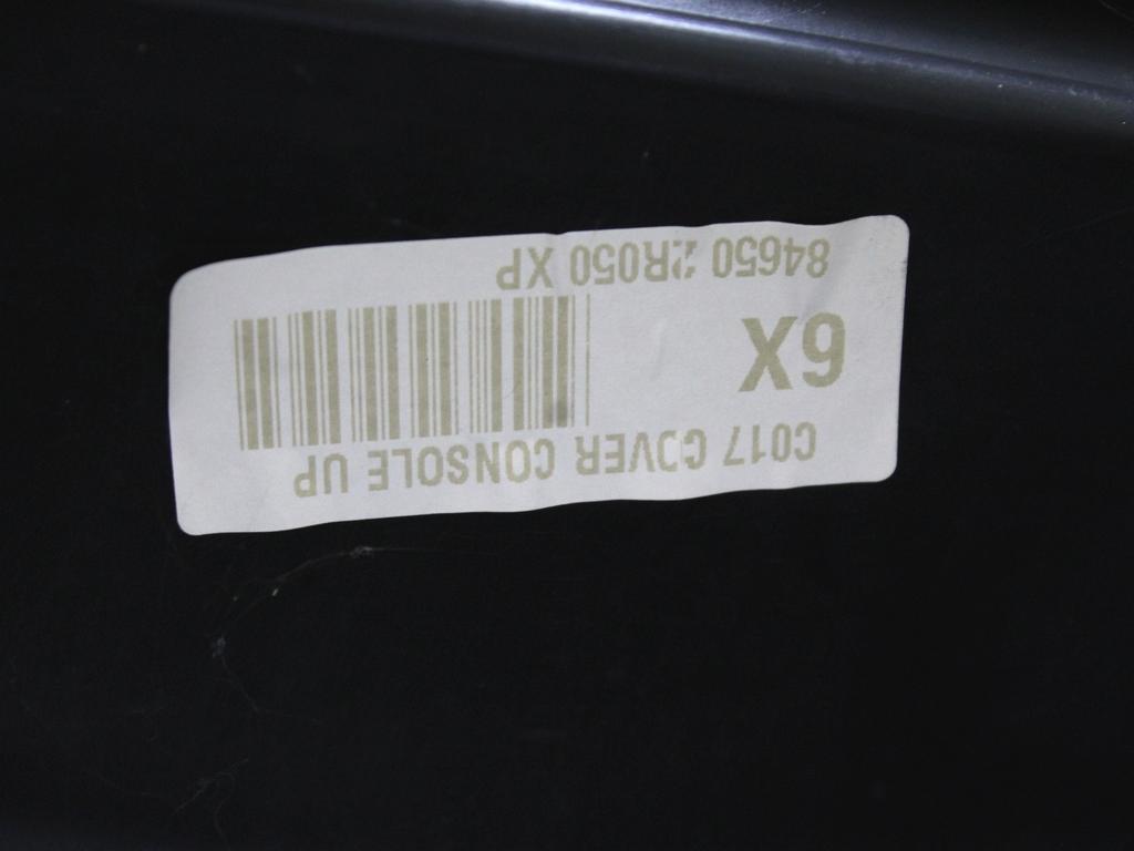 PLASTIKA MED SEDEZI BREZ NASLONJALA ROK OEM N. 84610-2R000 ORIGINAL REZERVNI DEL HYUNDAI I30 FD MK1 (2007 - 2011)DIESEL LETNIK 2011