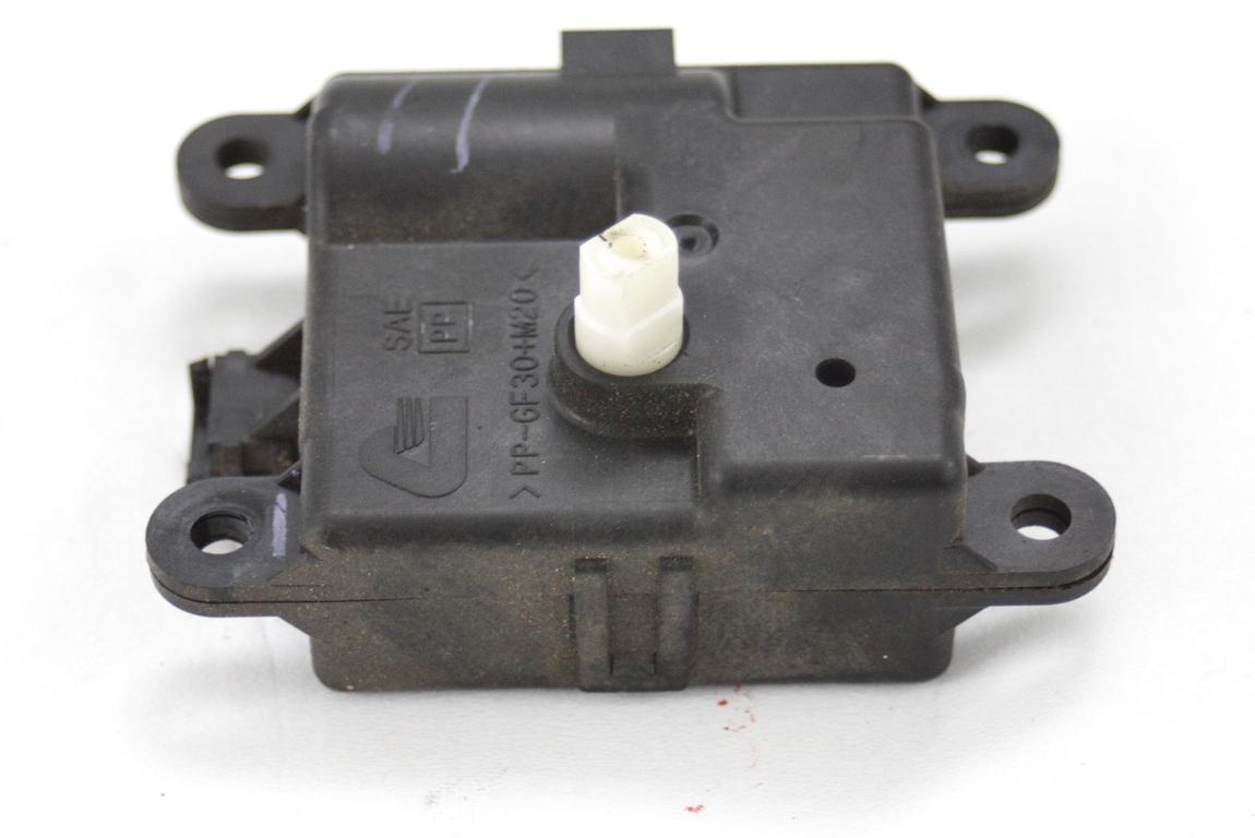 MOTORCEK OGREVANJA OEM N. 3F12030850 ORIGINAL REZERVNI DEL NISSAN X-TRAIL T30 (2001 - 08/2007) DIESEL LETNIK 2005