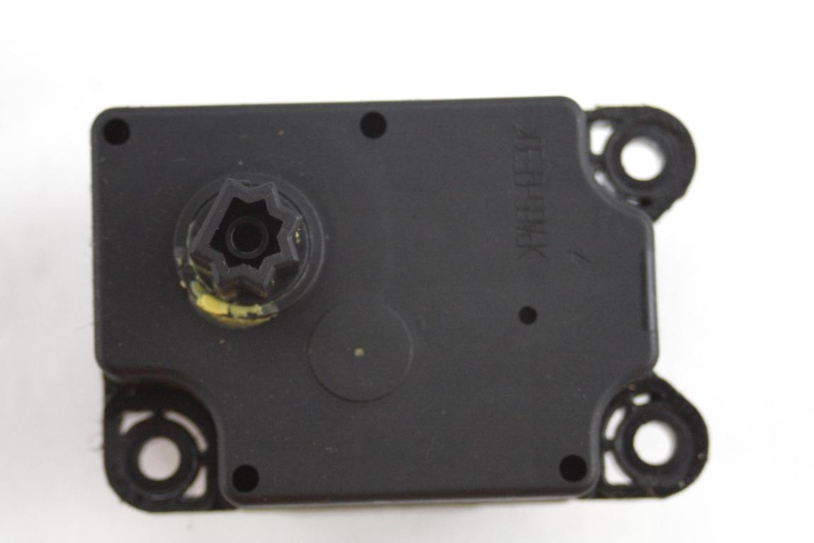 MOTORCEK OGREVANJA OEM N. 4N5H-19E616-AC ORIGINAL REZERVNI DEL VOLVO V50 545 (2004 - 05/2007) DIESEL LETNIK 2007