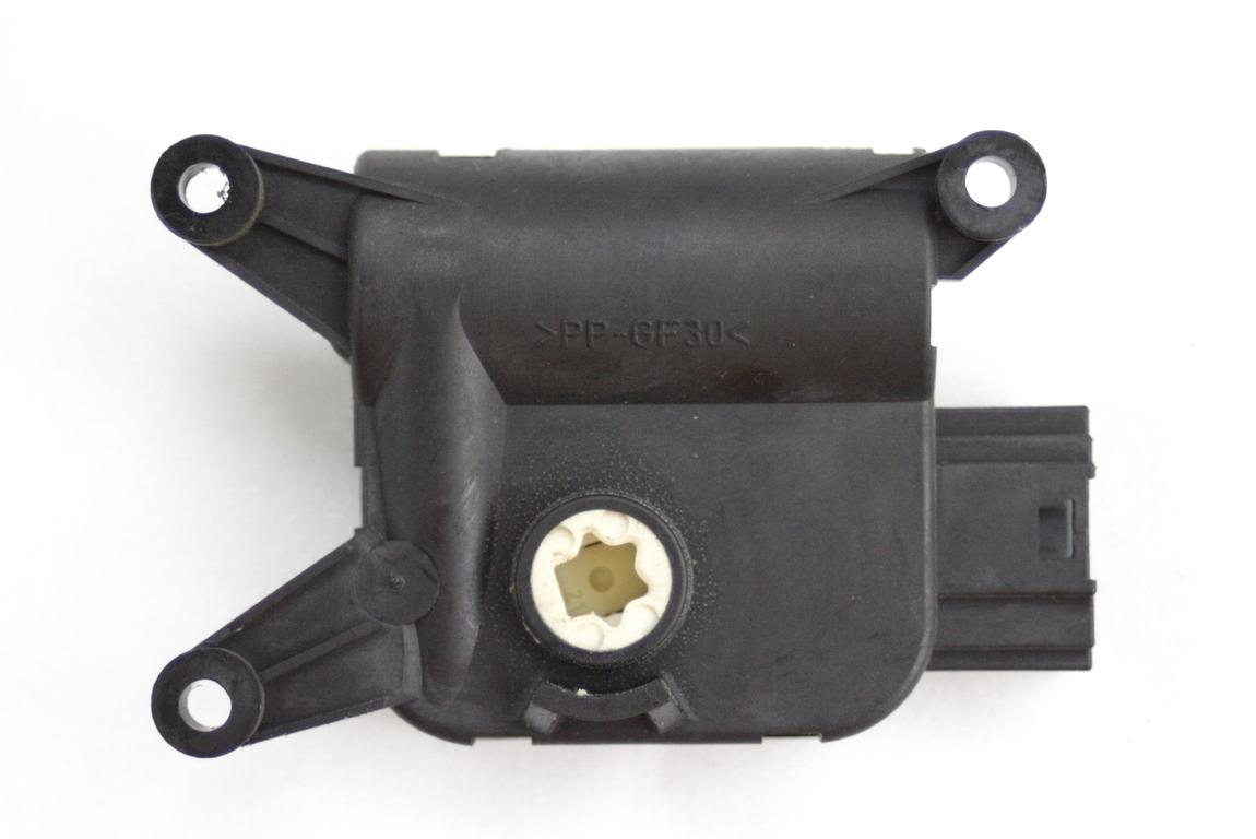 MOTORCEK OGREVANJA OEM N. 3C0907511A ORIGINAL REZERVNI DEL VOLKSWAGEN PASSAT B6 3C2 3C5 BER/SW (2005 - 09/2010)  DIESEL LETNIK 2009