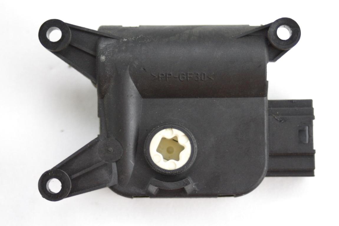 MOTORCEK OGREVANJA OEM N. 3C0907511A ORIGINAL REZERVNI DEL VOLKSWAGEN PASSAT B6 3C2 3C5 BER/SW (2005 - 09/2010)  DIESEL LETNIK 2009