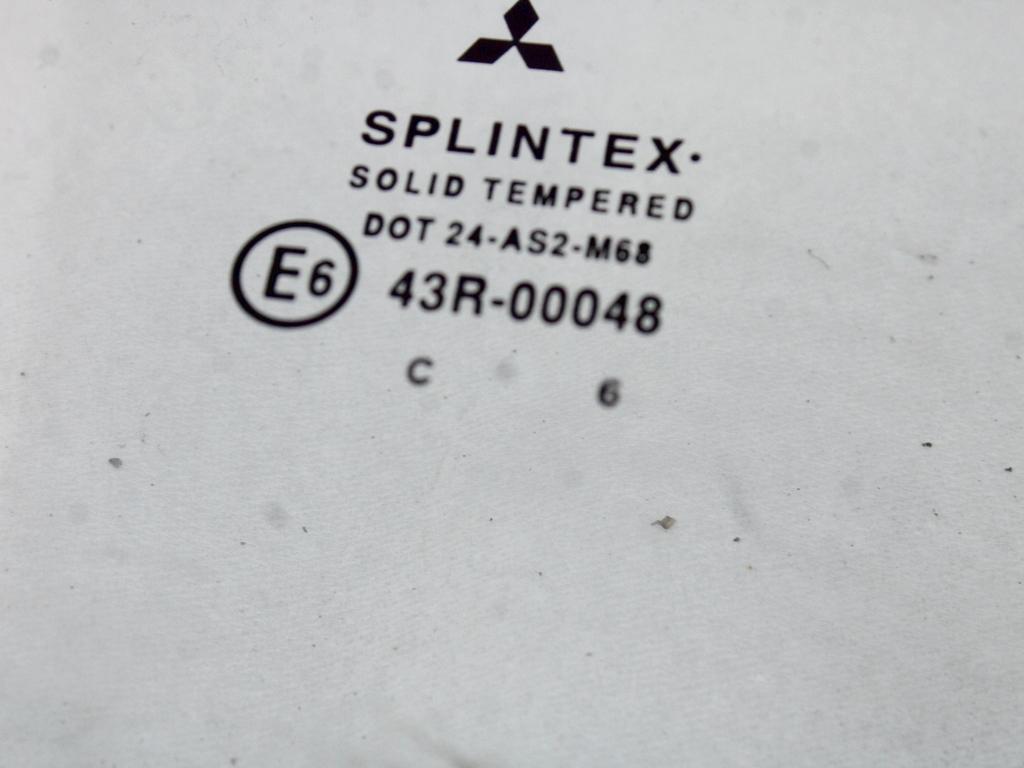 STEKLO SPREDNJIH DESNIH VRAT OEM N. MR959280 ORIGINAL REZERVNI DEL MITSUBISHI COLT Z30 Z3_A Z2_A MK6 (2004 - 2009) BENZINA LETNIK 2006