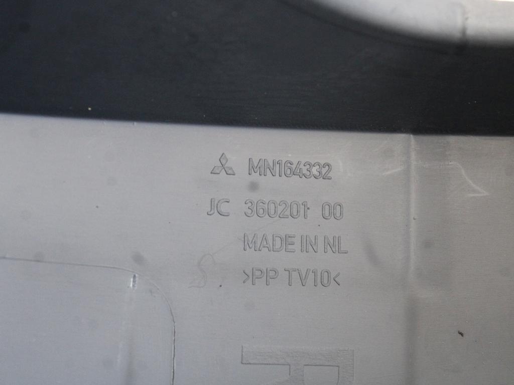 ARMATURNA PLOSCA S POMISLJAJI OEM N. MN164332 ORIGINAL REZERVNI DEL MITSUBISHI COLT Z30 Z3_A Z2_A MK6 (2004 - 2009) BENZINA LETNIK 2006